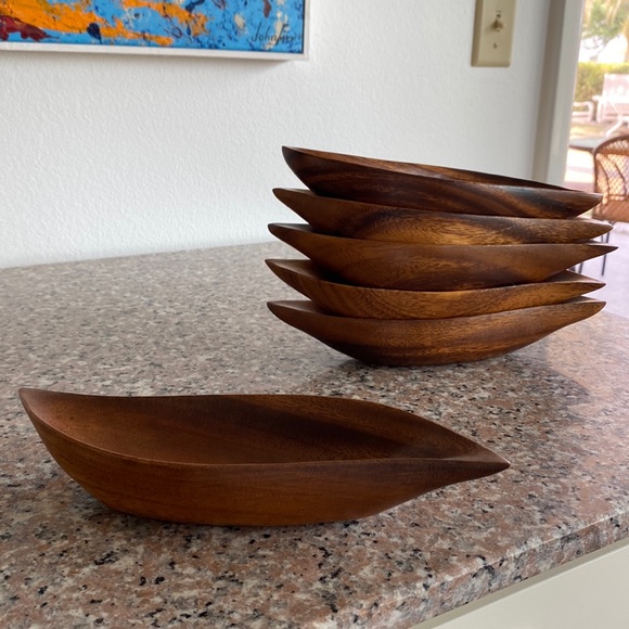 Handcarved Monkey Pod Bowls - Picture 12 of 16